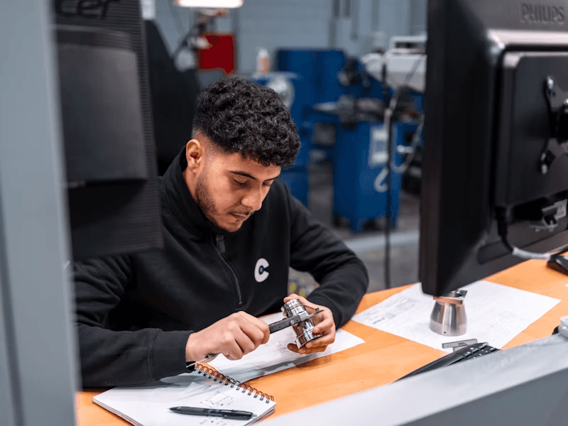 Dimensional inspection at the QC workstation