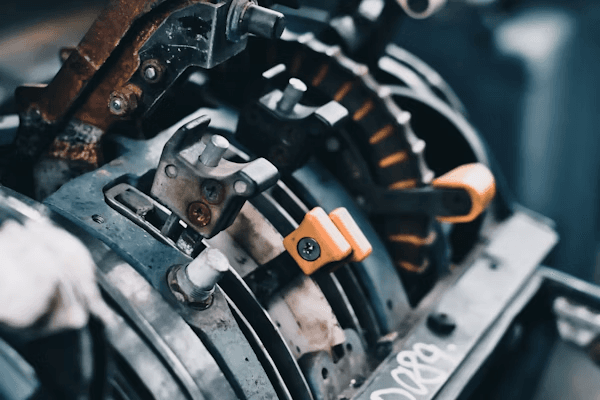 FKM (Viton) sealing components in an assembled mechanical drive